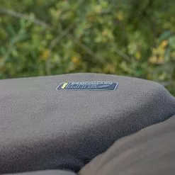 Visspullen Avid Carp Benchmark Lite Memory Foam Bed (1 Review) -Fishfinder Winkel 963d75bc11d5a3b2