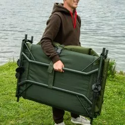 Visspullen Ultimate Bedchair Deluxe (3 Reviews) -Fishfinder Winkel 9771c64eb14a247f scaled