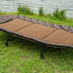 Visspullen Ultimate Bedchair Deluxe Camo (7 Reviews) -Fishfinder Winkel cd1a145c3f3f312e
